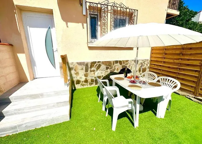 Nid Catalan Climatise Jardin Centre-ville Περπινιάν